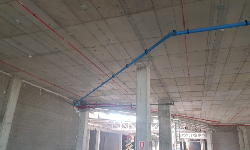 Instalación sistema dBlue en centro comercial Torrecardenas en Almería